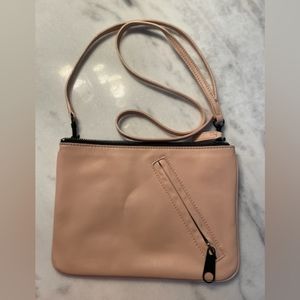 Gap Crossbody Wallet Bag in Beige